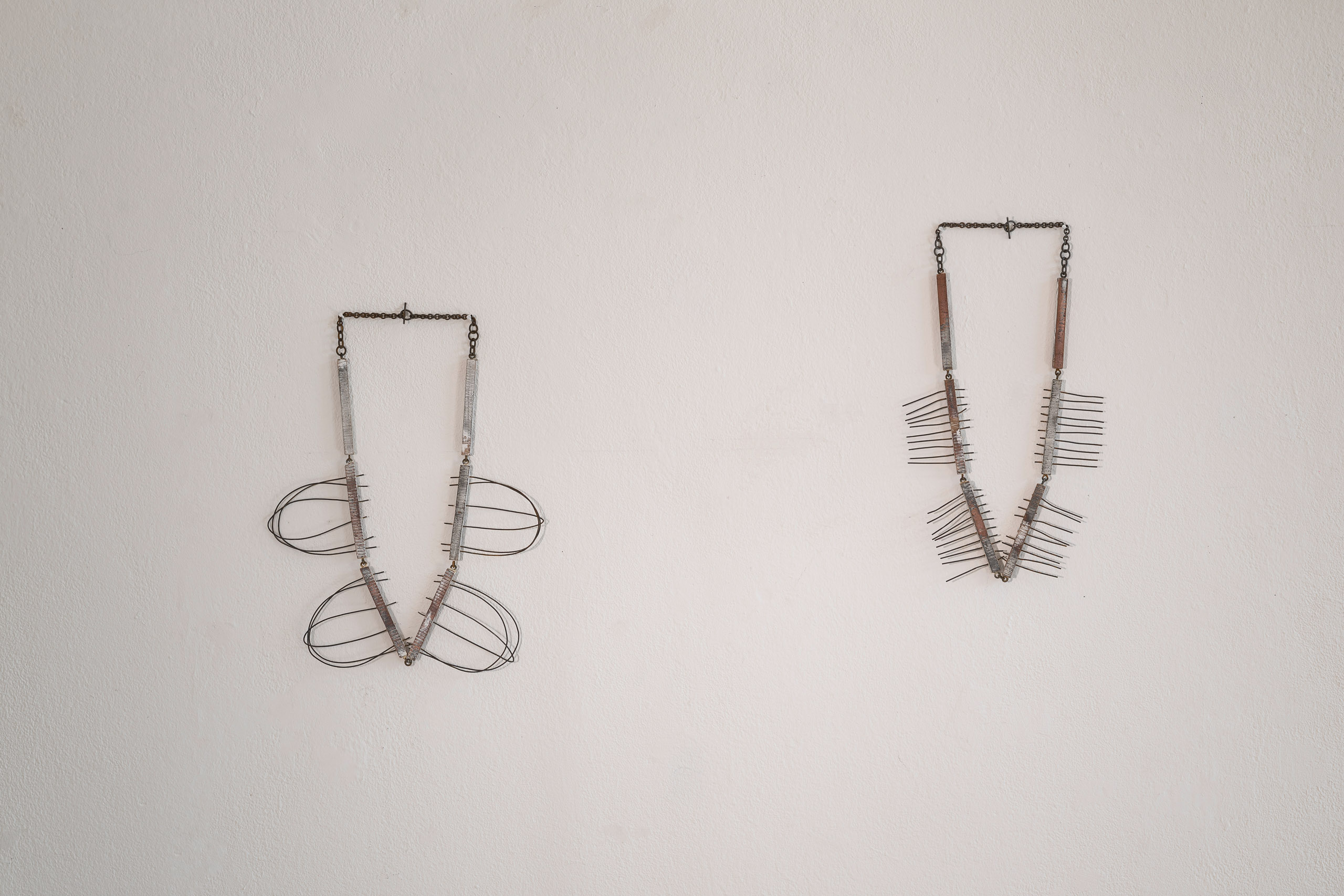 Iris Merkle & Robert Spychala – ODRADEK – straw spreader