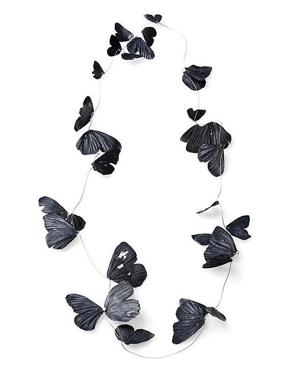 Falter black - Iris Merkle Contemporary Jewelry